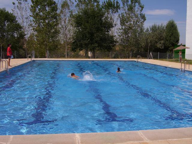 Piscina - Ayuntamiento de Maqueda